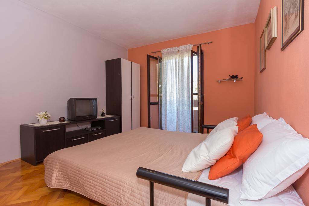 פודסטראנה Apartment Ivo מראה חיצוני תמונה