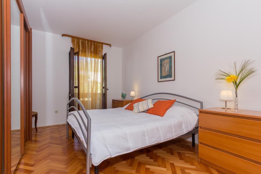 פודסטראנה Apartment Ivo מראה חיצוני תמונה